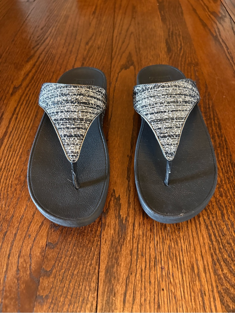 Fitflop Black and White Patterned Thong Sandals